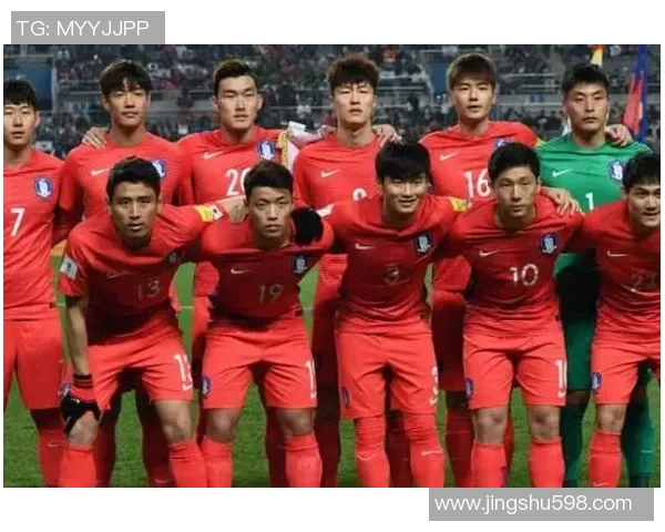 深圳足球队在联合会杯积分榜中以73分稳居第一名展现强劲实力 深圳足球队在联合会杯积分榜中以73分稳居第一名展现强劲实力