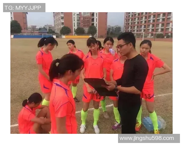 畅享足球明星魅力的饮料新体验助你在赛场上尽显风采 畅享足球明星魅力的饮料新体验助你在赛场上尽显风采