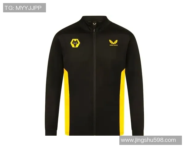 足球明星的时尚选择揭秘他们钟爱的运动品牌与服饰搭配 足球明星的时尚选择揭秘他们钟爱的运动品牌与服饰搭配